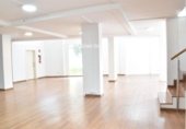 Local comercial en venta con 244m² en el Vendrell, Avinguda del Baix Penedès foto