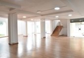 Local comercial en venta con 244m² en el Vendrell, Avinguda del Baix Penedès foto