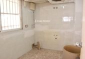 Local comercial en venta con 244m² en el Vendrell, Avinguda del Baix Penedès foto