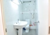 Local comercial en venta con 244m² en el Vendrell, Avinguda del Baix Penedès foto