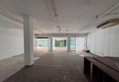 Local comercial en venta con 242m² en Alcudia, Avinguda de la Platja foto