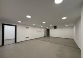 Oficinas en alquiler con 392m² en Vigo, en la zona de Lavadores foto
