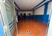 Local comercial en alquiler con 55m² en Lezuza, Hospital foto