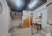 Local comercial en venta con 70m² en Sabadell, Passeig de Gaudí foto