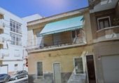 284m² building for sale in Elche, photo