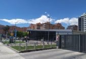 310m² commercial premises for sale in Valencia, in the area of Campanar, Plaza Badajoz photo