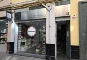 Local comercial en venta con 140m² en Valencia, en la zona de Russafa, Calle Matías Perelló foto
