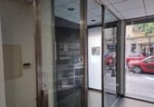 Local comercial en venta con 140m² en Valencia, en la zona de Russafa, Calle Matías Perelló foto