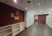 Local comercial en venta con 140m² en Valencia, en la zona de Russafa, Calle Matías Perelló foto
