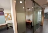 Local comercial en venta con 140m² en Valencia, en la zona de Russafa, Calle Matías Perelló foto