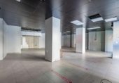 Local comercial en venta con 440m² en Granada, en la zona de Barrio de la Virgen, Calle San Pedro Mártir foto
