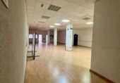 827m² commercial premises for sale in Albacete, Calle Teruel photo