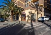 334m² commercial premises for sale in Almeria, Calle Andrés Cassinello photo