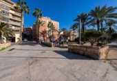 334m² commercial premises for sale in Almeria, Calle Andrés Cassinello photo