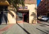 334m² commercial premises for sale in Almeria, Calle Andrés Cassinello photo