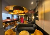128m² bar for sale in Madrid, in the area of Valderribas, Avenida de la Gran Vía del Este photo