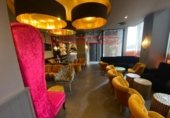 128m² bar for sale in Madrid, in the area of Valderribas, Avenida de la Gran Vía del Este photo