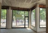 Local comercial en venta con 390m² en Lérida, Carrer de Fontanet foto