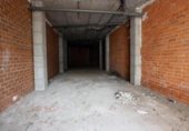 111m² commercial premises for sale in Montijo, Calle de Donoso Cortés photo