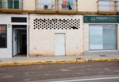 111m² commercial premises for sale in Montijo, Calle de Donoso Cortés photo