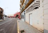 111m² commercial premises for sale in Montijo, Calle de Donoso Cortés photo