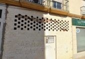 111m² commercial premises for sale in Montijo, Calle de Donoso Cortés photo