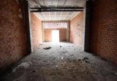 111m² commercial premises for sale in Montijo, Calle de Donoso Cortés photo