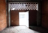 111m² commercial premises for sale in Montijo, Calle de Donoso Cortés photo