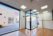 Local comercial en venta con 83m² en Petrer foto