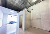 Local comercial en venta con 83m² en Petrer foto