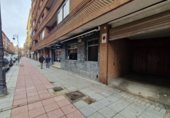 Bar
en traspàs
amb 220m² a Lleó, a la zona de El Ejido foto