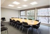 170m² office for sale in Logroño photo