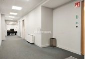 170m² office for sale in Logroño photo