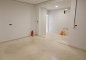 Local comercial en venta con 137m² en Vitoria, en la zona de Santiago foto