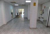 Local comercial en alquiler con 130m² en Barcelona, en la zona de Vilapicina i la Torre Llobeta foto