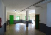 Local comercial en alquiler con 130m² en Barcelona, en la zona de Vilapicina i la Torre Llobeta foto