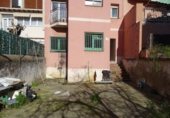Local comercial en alquiler con 130m² en Barcelona, en la zona de Vilapicina i la Torre Llobeta foto