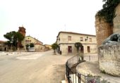 Restaurante en venta con 600m² en Santa María del Campo Rus foto