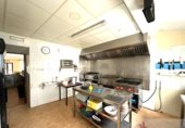 Restaurante en venta con 600m² en Santa María del Campo Rus foto