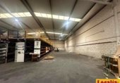Nau Industrial
en lloguer
amb 1100m² a Santiago de Cartes, calle La Llanera foto