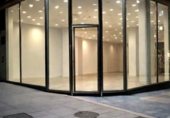 Local comercial en alquiler con 206m² en Santander, Calle Puente foto