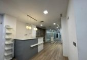 Local comercial
en lloguer
amb 160m² a Llíria foto
