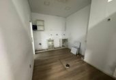 Local comercial
en lloguer
amb 160m² a Llíria foto