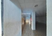 Local comercial en venta con 144m² en el Vendrell, Avinguda del Baix Penedès foto
