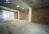 202m² commercial premises for sale in Quart de Poblet, Calle de los Síndicos photo