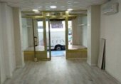 50m² commercial premises for sale in Granada, in the area of Royal Hospital Neighborhood, Avenida de la Constitución photo