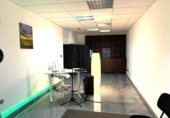 152m² commercial premises for sale in Alicante, Calle Padre Mariana photo