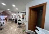 43m² salon de coiffure pour vente à Murcie, Avenida de la Constitución photo