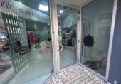114m² locaux commerciaux pour vente à Carlet, Avenida del Sur photo