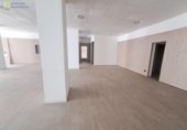 Local comercial en venta con 178m² en Burgos, en la zona de Gamonal, Pasaje del Mercado foto